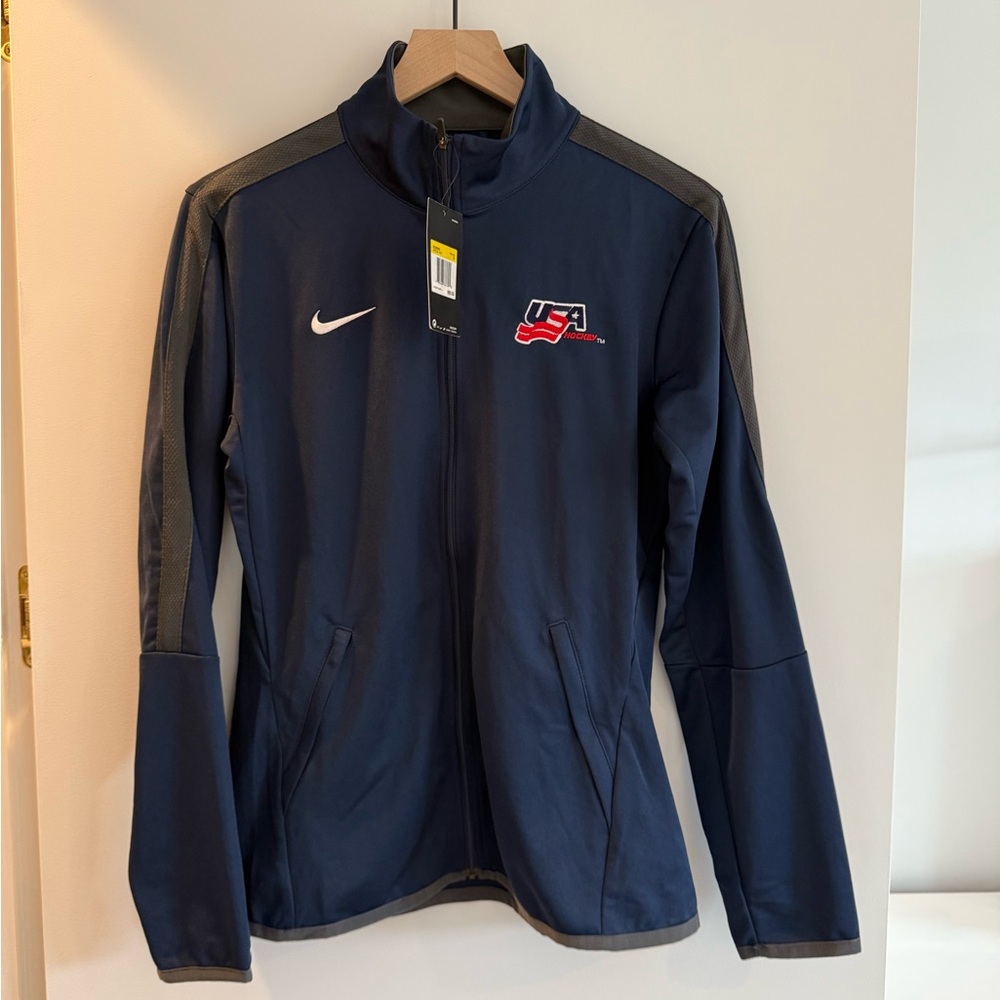 NWT Nike Women's Navy Jacket and Nike T-shirt